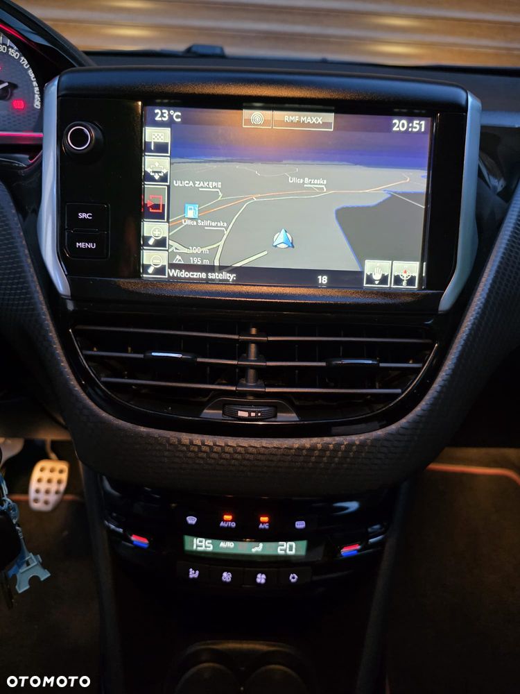 Peugeot 2008 PureTech 110 Stop&Start GT-Line Edition - 27