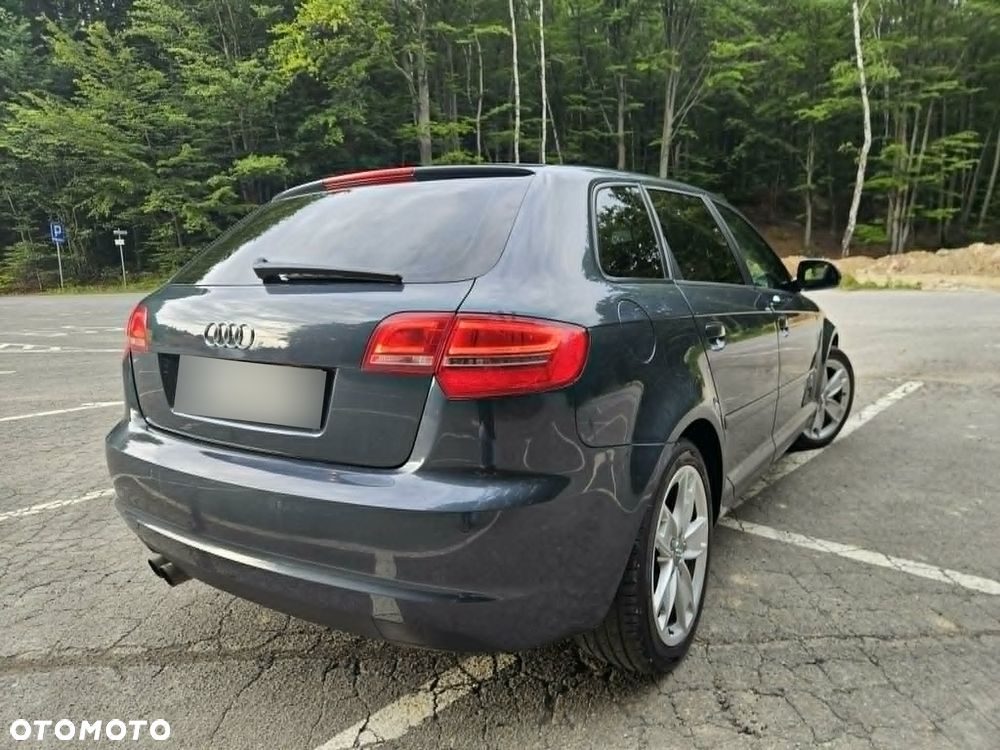 Audi A3 Sportback - 4