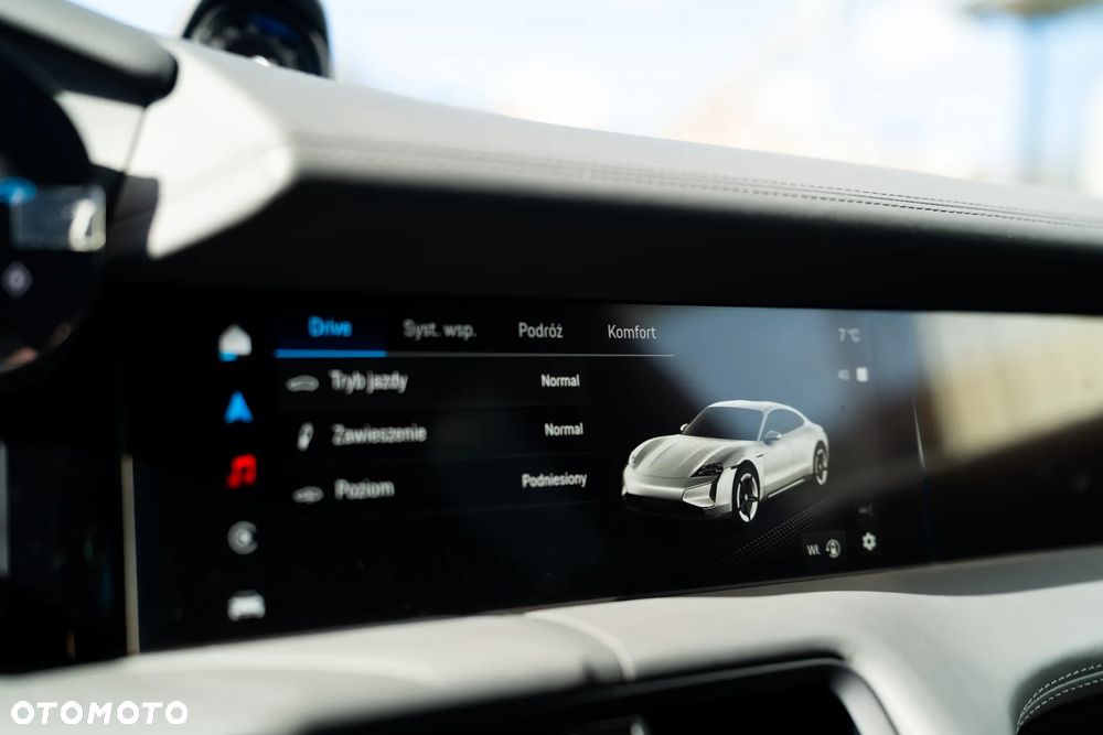Porsche Taycan 105kWh 4 Performance Plus - 16