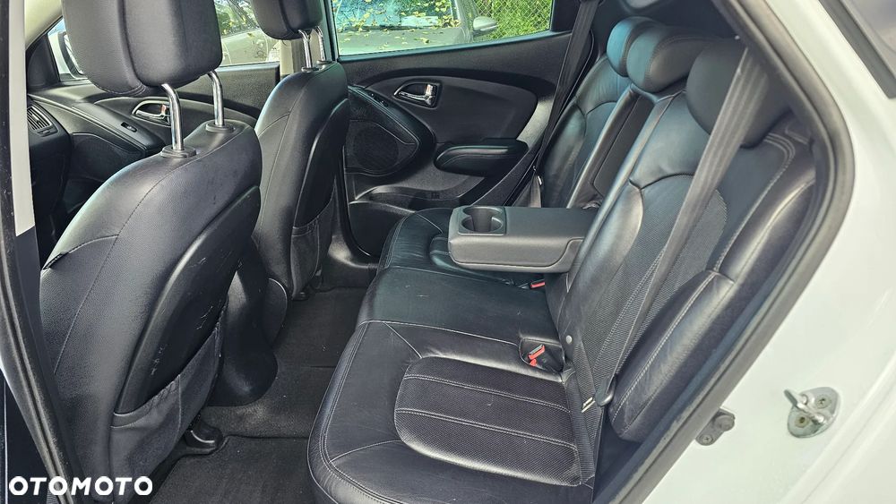 Hyundai ix35 2.0 CRDi Premium 2WD - 17