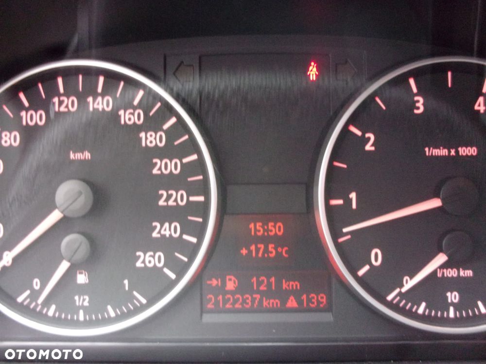 BMW Seria 3 - 22