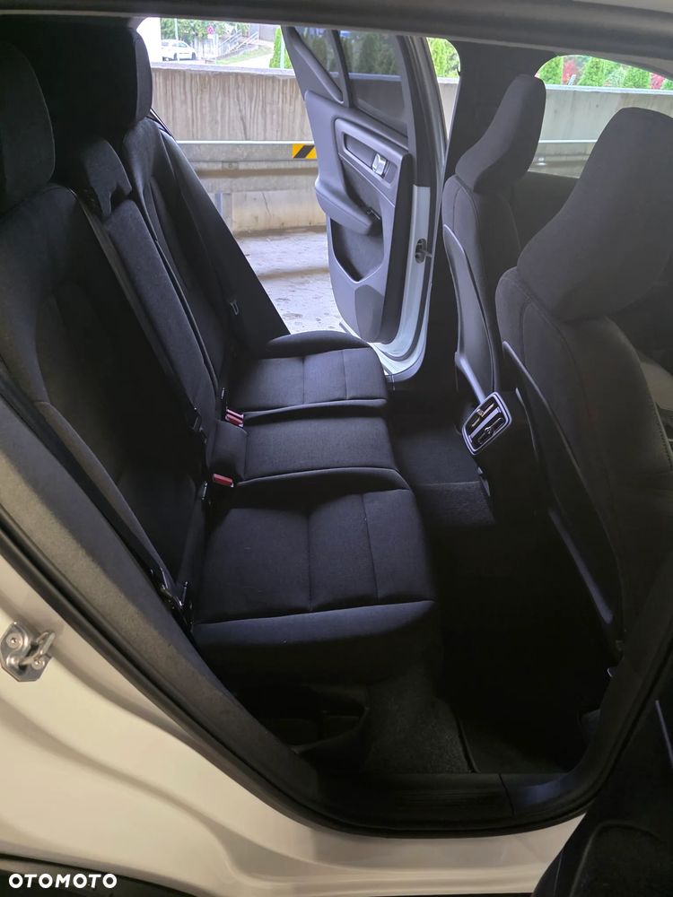 Volvo XC 40 T3 - 16