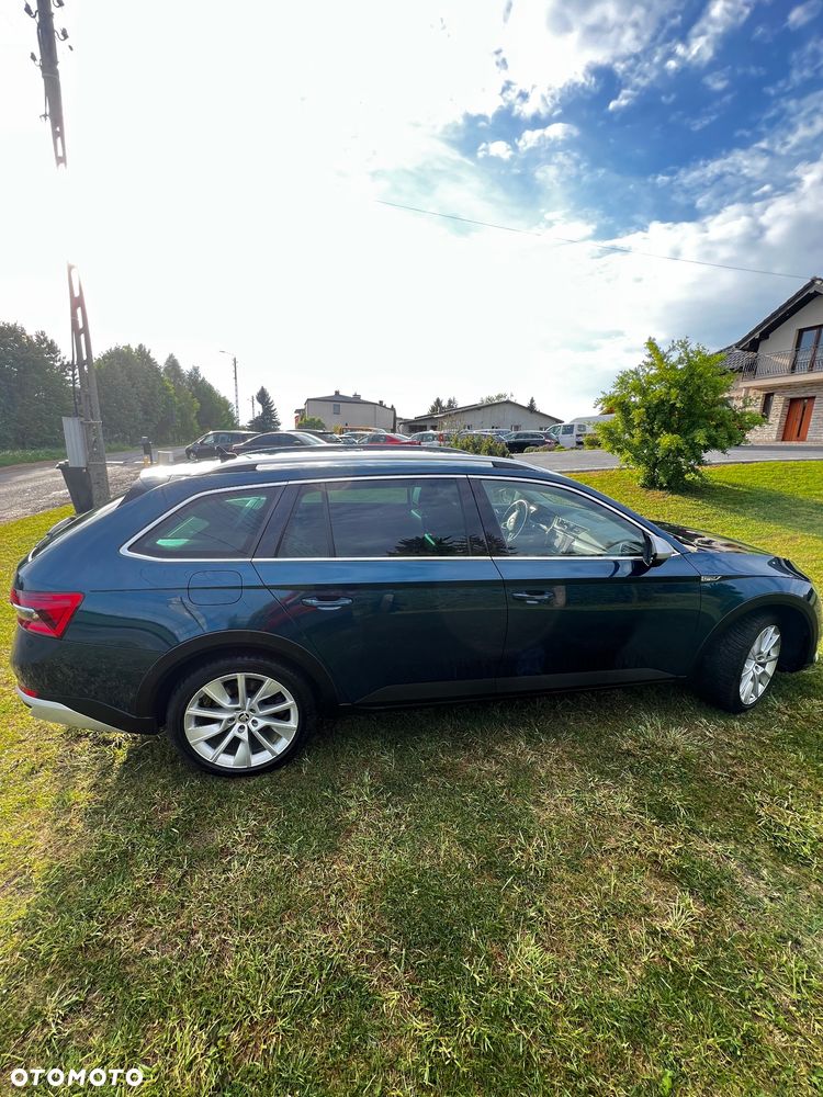 Skoda Superb 2.0 TSI 4x4 Scout DSG - 16