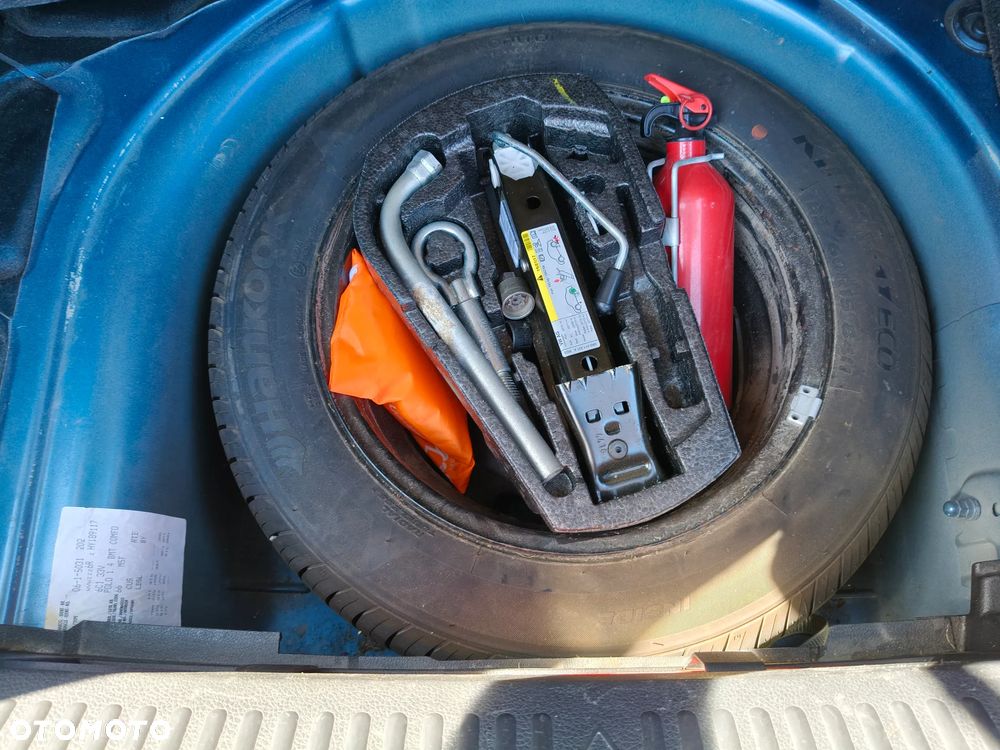 Volkswagen Polo 1.4 TDI (Blue Motion Technology) Comfortline - 13