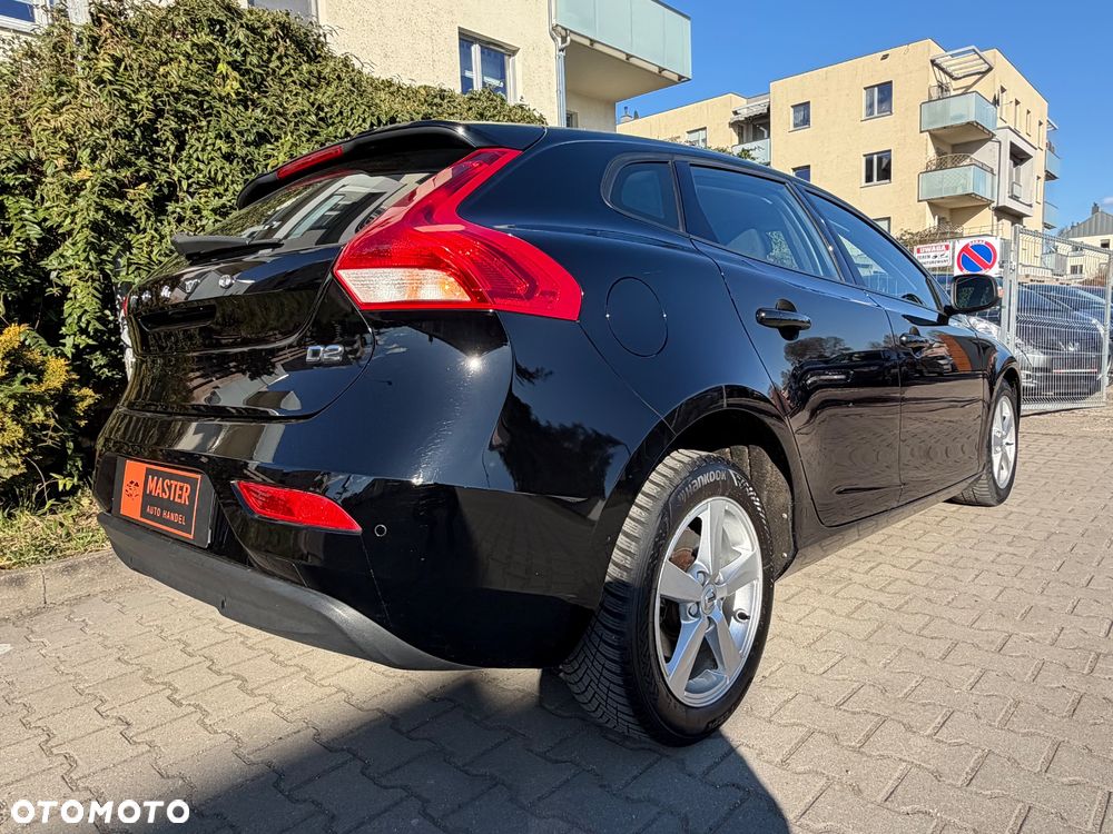 Volvo V40 D2 Drive-E Momentum - 16