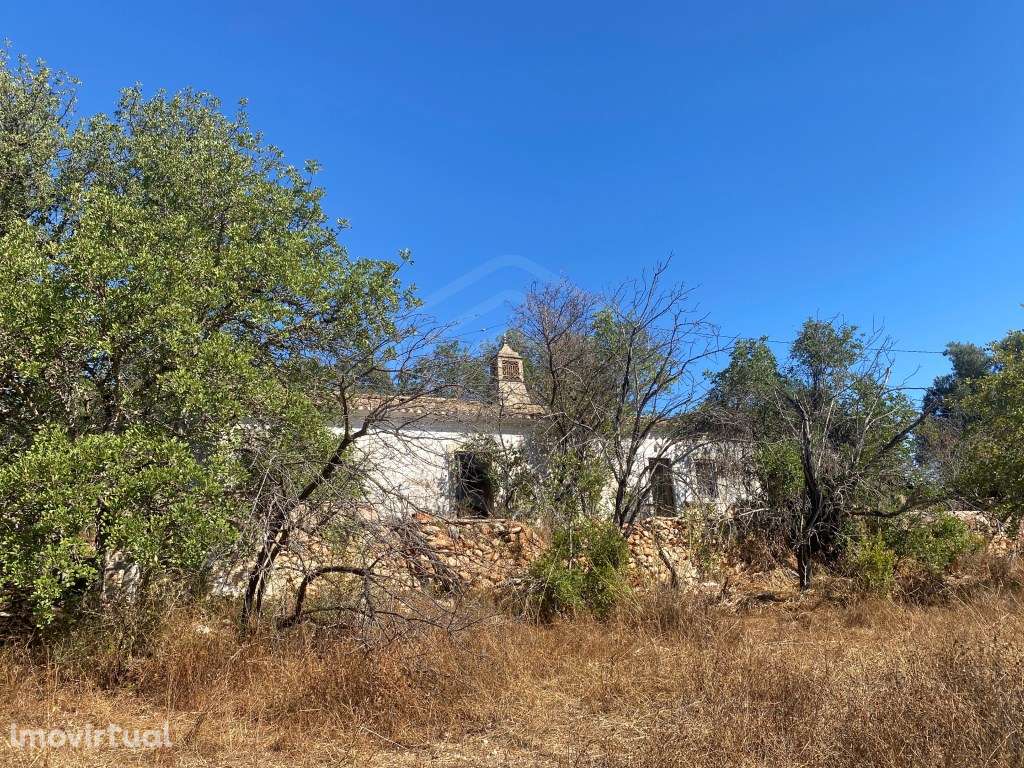 Moradia Tradicional para Restauro com Vista de Campo e Mar, Loulé, ... - Grande imagem: 2/27