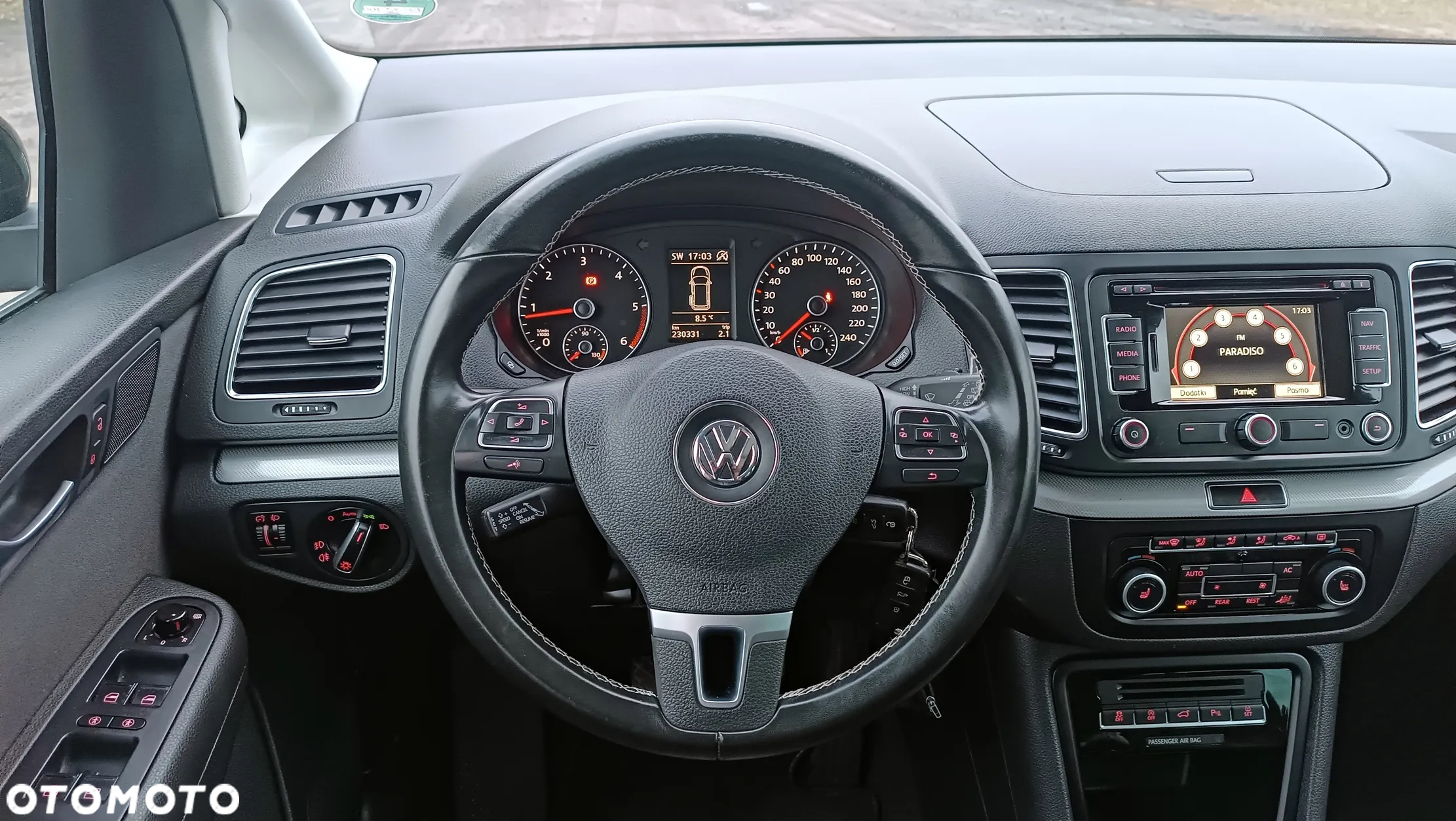 Volkswagen Sharan 2.0 TDI Comfortline - 13