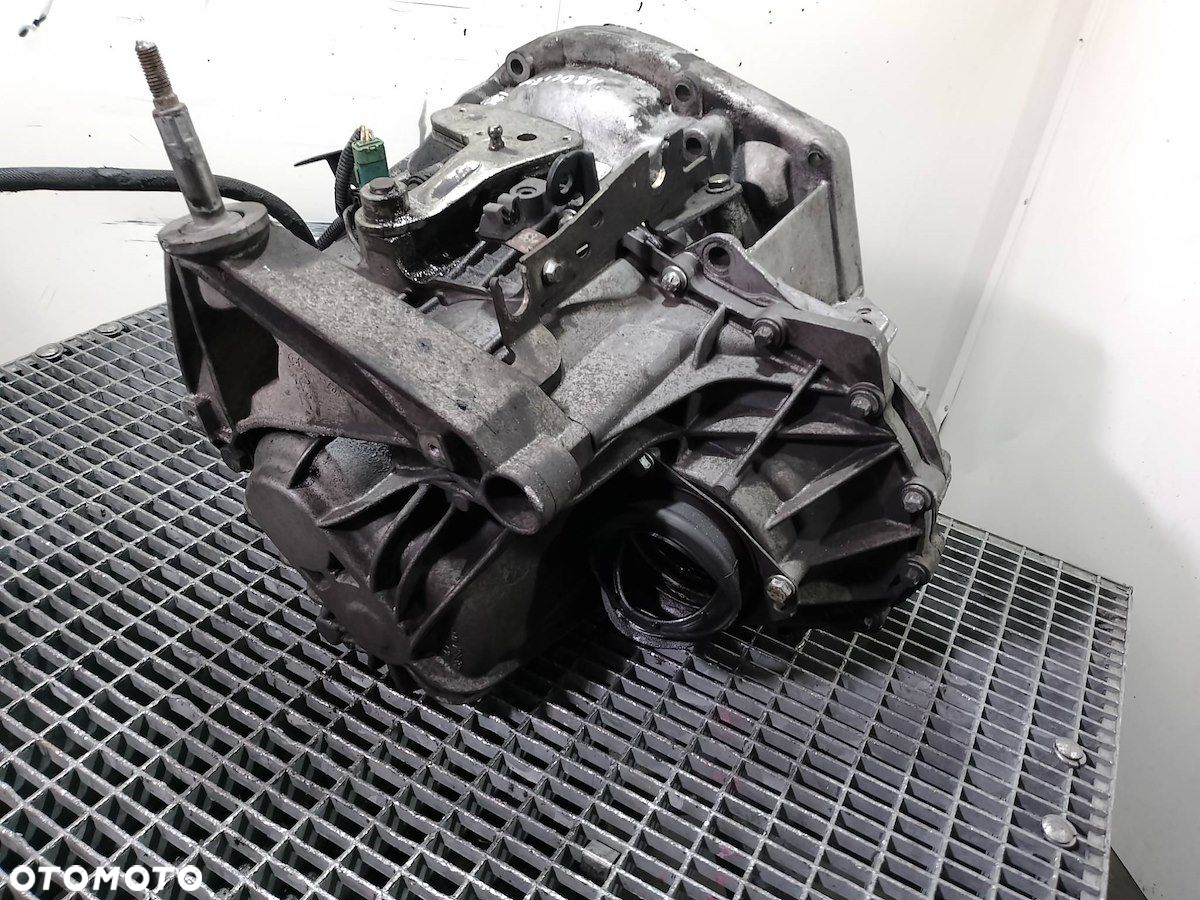 SKRZYNIA BIEGÓW MANUALNA RENAULT ESPACE IV ( 03-14  1.9 DCI PKF9 - 4