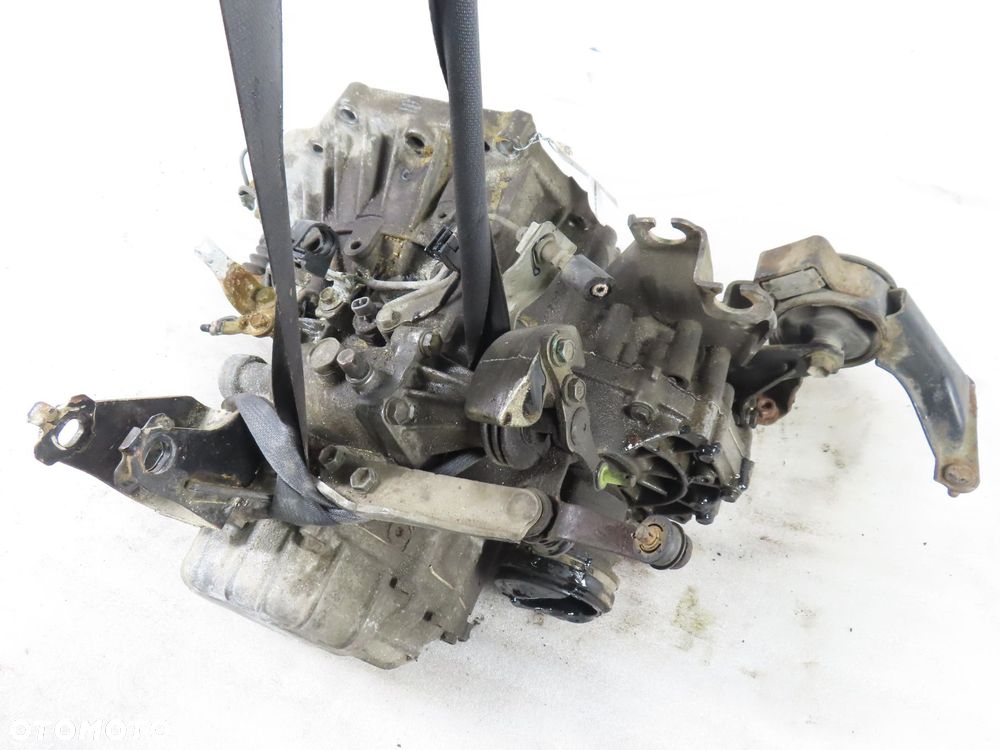 SKRZYNIA BIEGÓW TOYOTA COROLLA E12 1.6 VVT-i C60 - 2