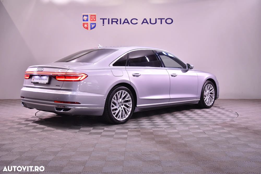 Audi A8 - 5