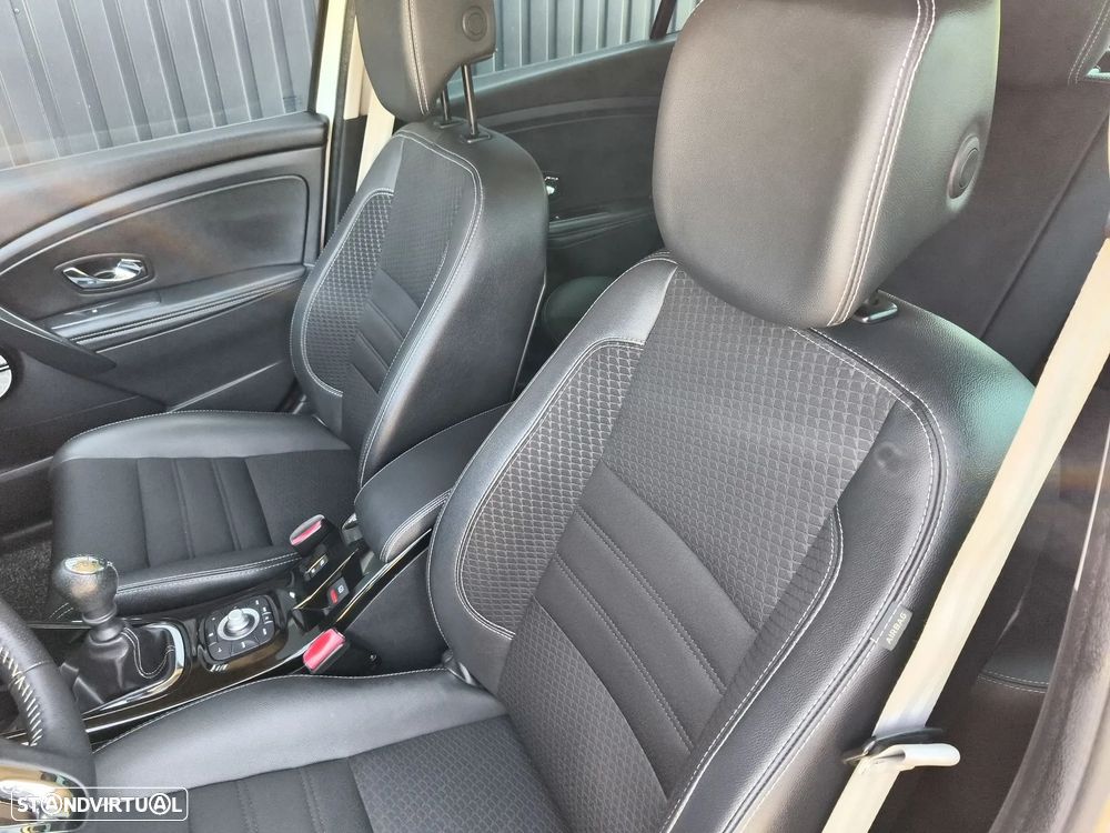 Renault Mégane 1.5 dCi Bose Edition - 15