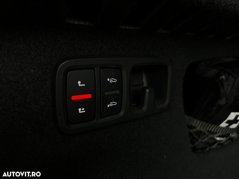 Audi Q8 - 24