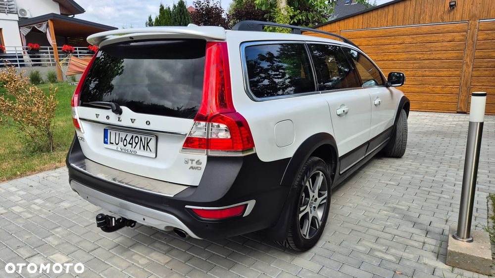 Volvo XC 70 - 3