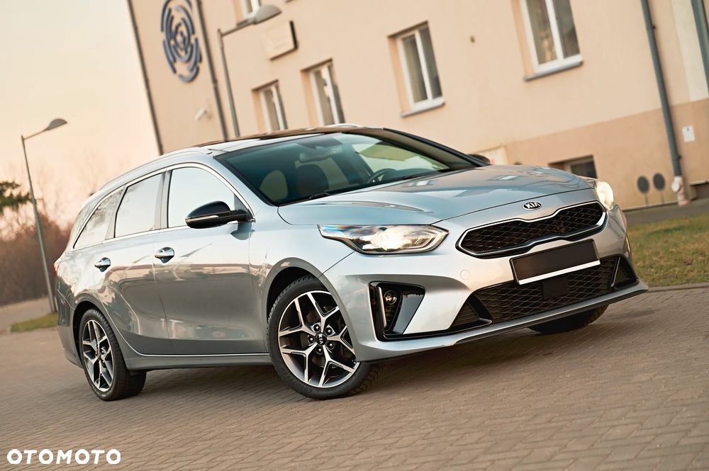 Kia Ceed 1.4 T-GDI DCT OPF GT Line - 4