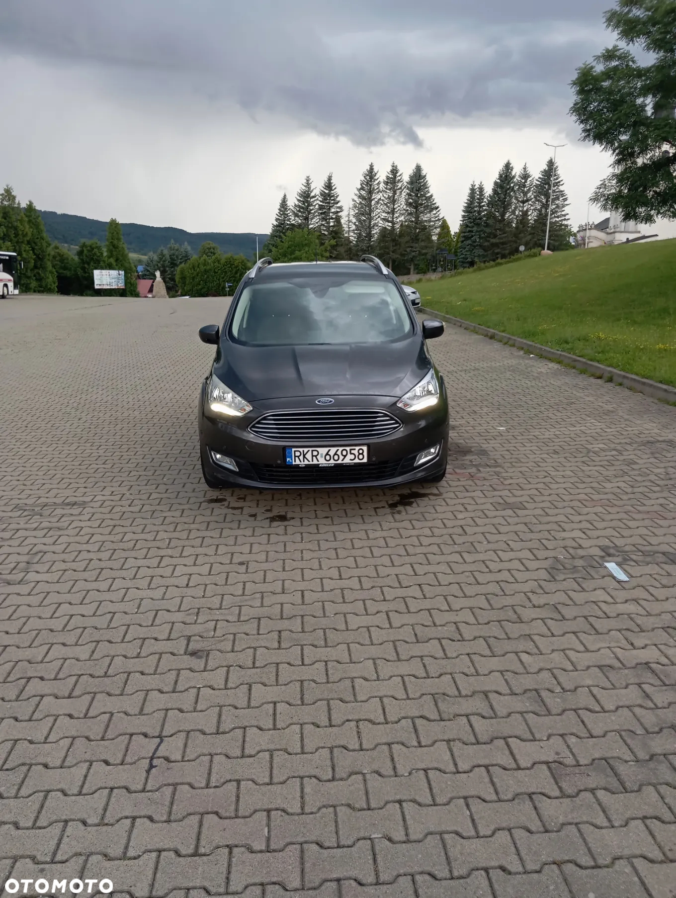 Ford Grand C-MAX Gr 2.0 TDCi Titanium ASS - 4
