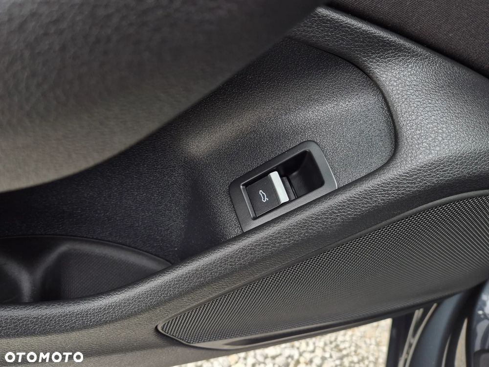 Audi A4 Avant 35 TDI S tronic sport - 31