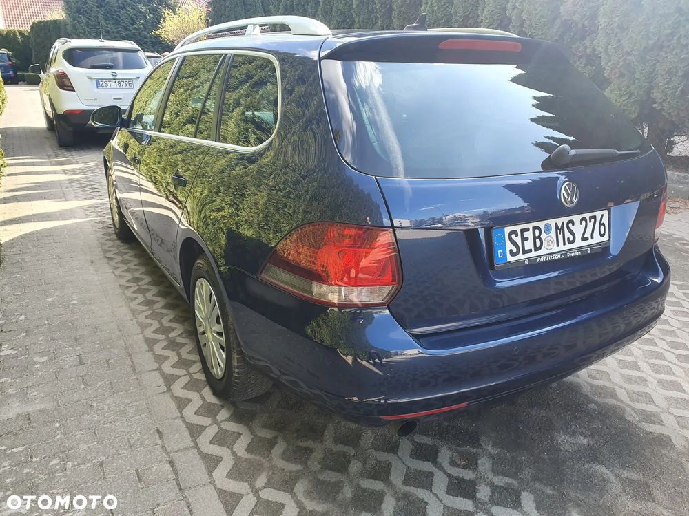 Volkswagen Golf 1.6 TDI DPF Style - 10