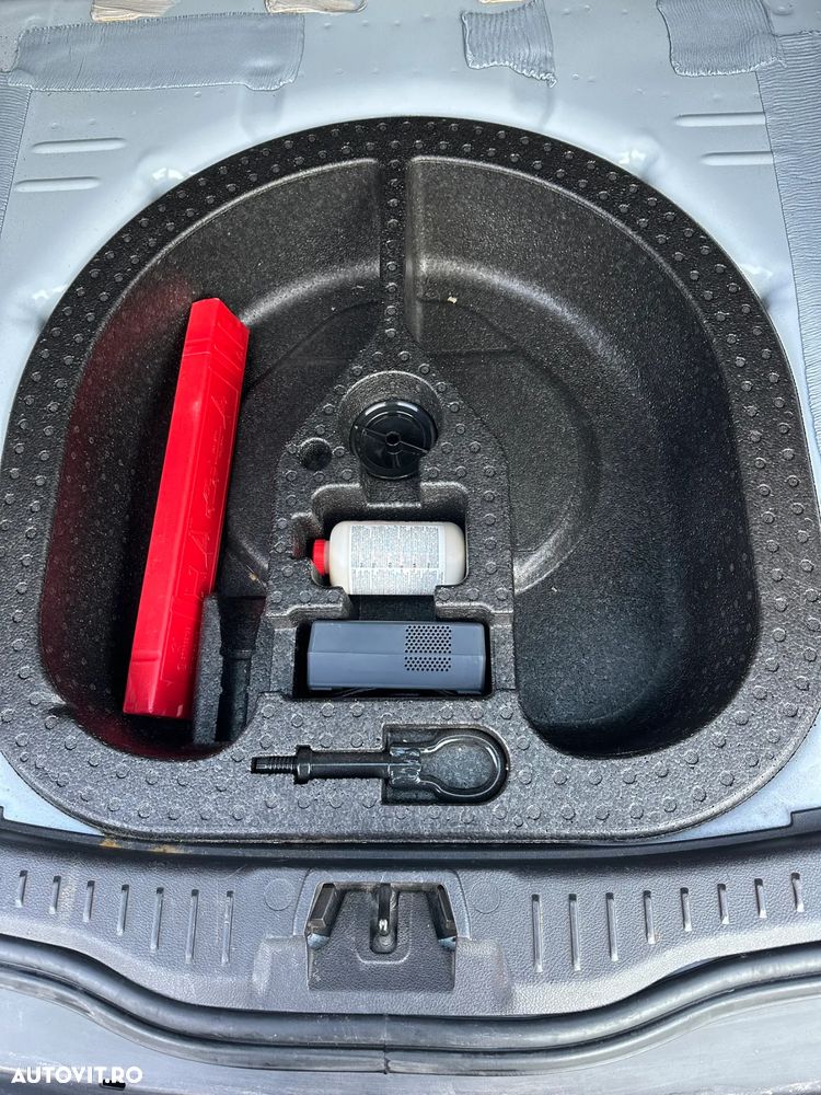 Ford Focus 1.0 EcoBoost Trend - 8