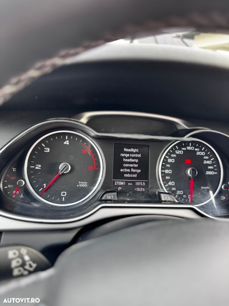 Audi A4 2.0 TDI DPF quattro S tronic Attraction - 6