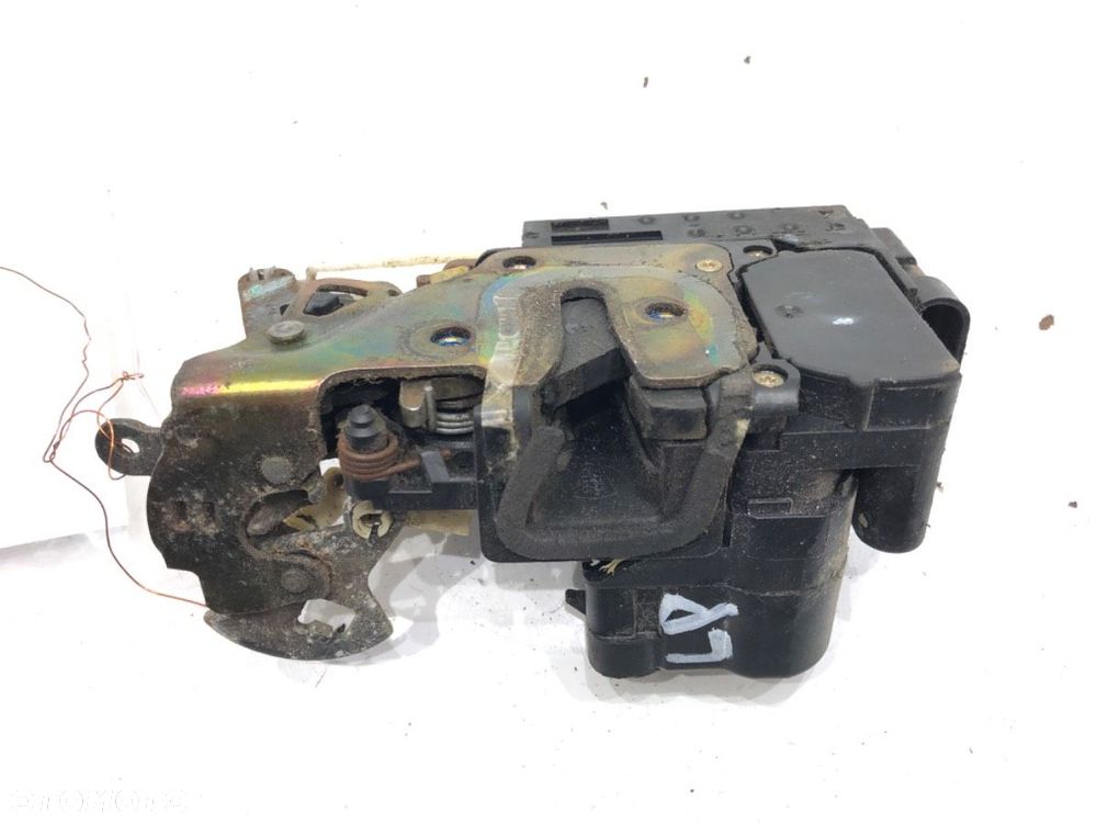 ZAMEK DRZWI LEWY PRZÓD  ISUZU RODEO samochód terenowy zamknięty 1997 - 2004 3.2 V6 151 kW [205 - 2