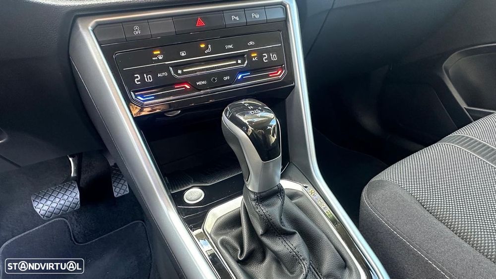 VW T-Roc 1.5 TSI Urban DSG - 13