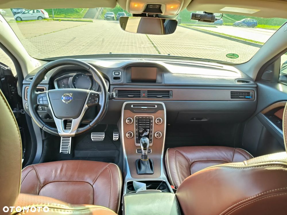 Volvo XC 70 D5 AWD Summum - 13