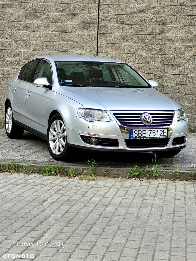 Volkswagen Passat 2.0 TDI DPF Highline DSG - 2