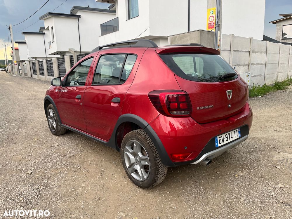 Dacia Sandero TCe 90 Celebration - 6