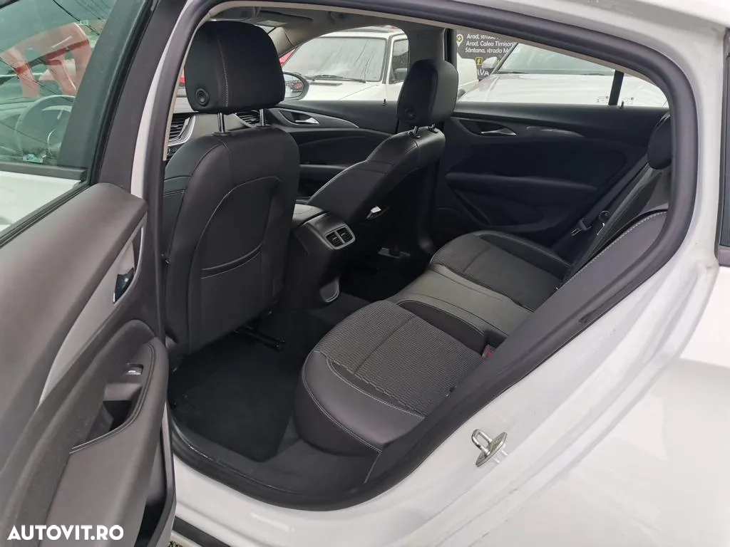 Opel Insignia Grand Sport 2.0 CDTI Start/Stop - 9