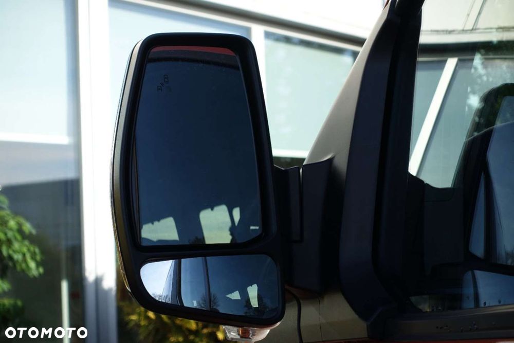 Ford Tourneo Custom - 15