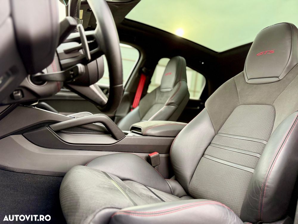 Porsche Cayenne Coupe GTS Tiptronic S - 8