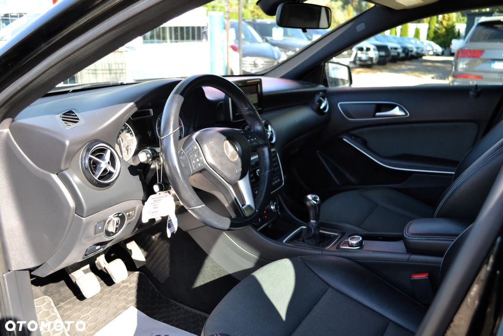 Mercedes-Benz Klasa A 180 (BlueEFFICIENCY) Style - 8