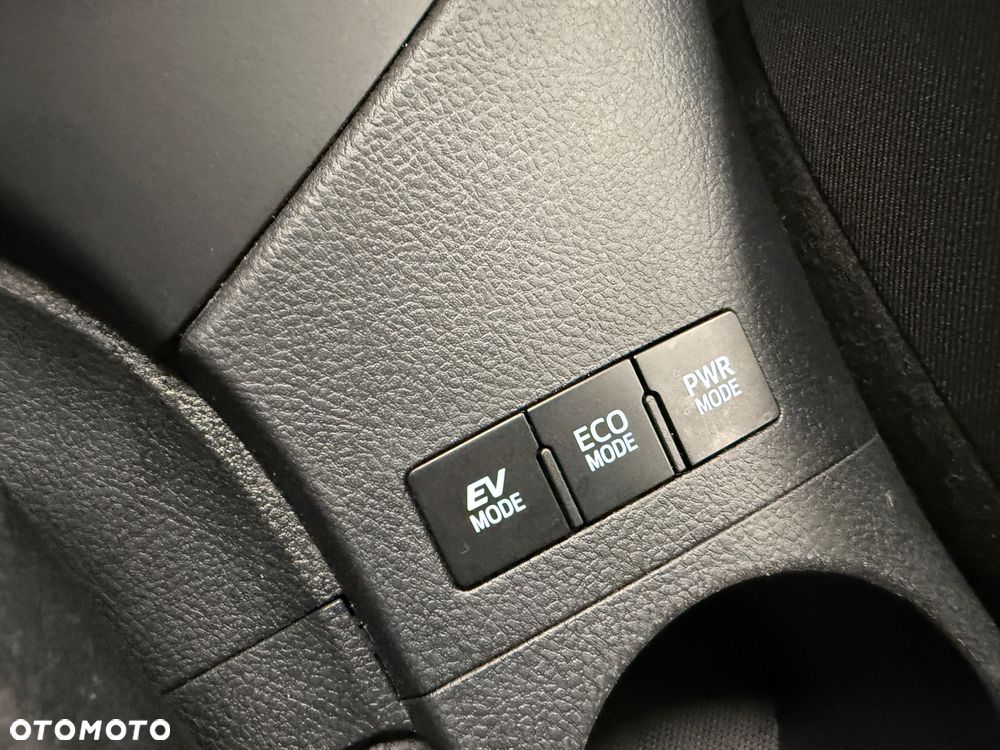 Toyota Auris - 16