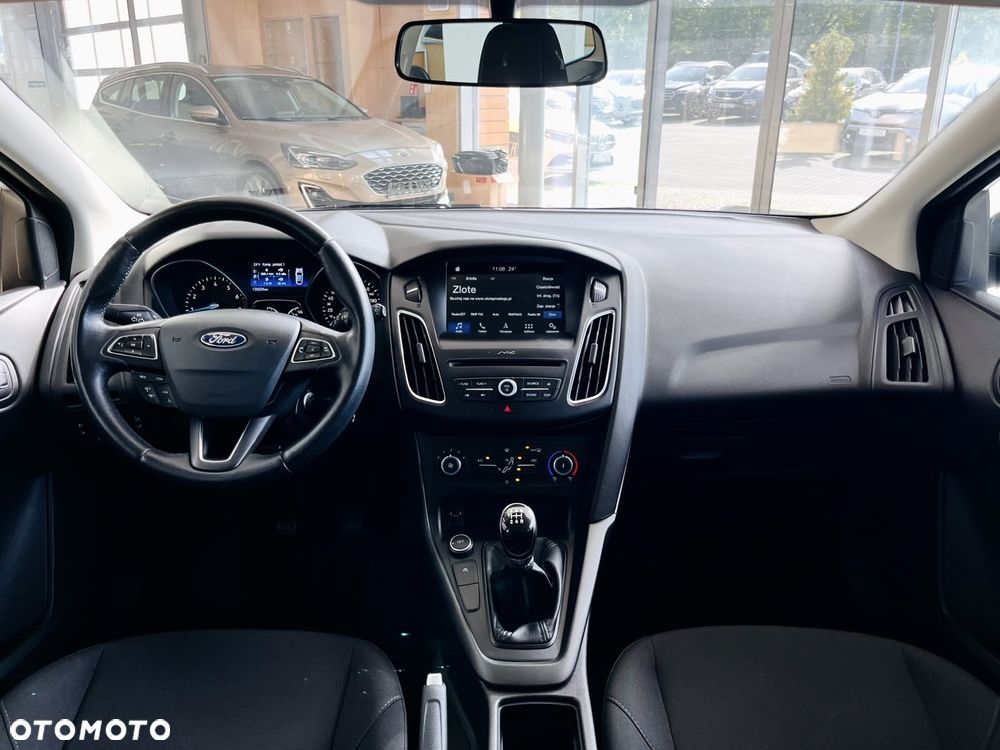 Ford Focus - 13