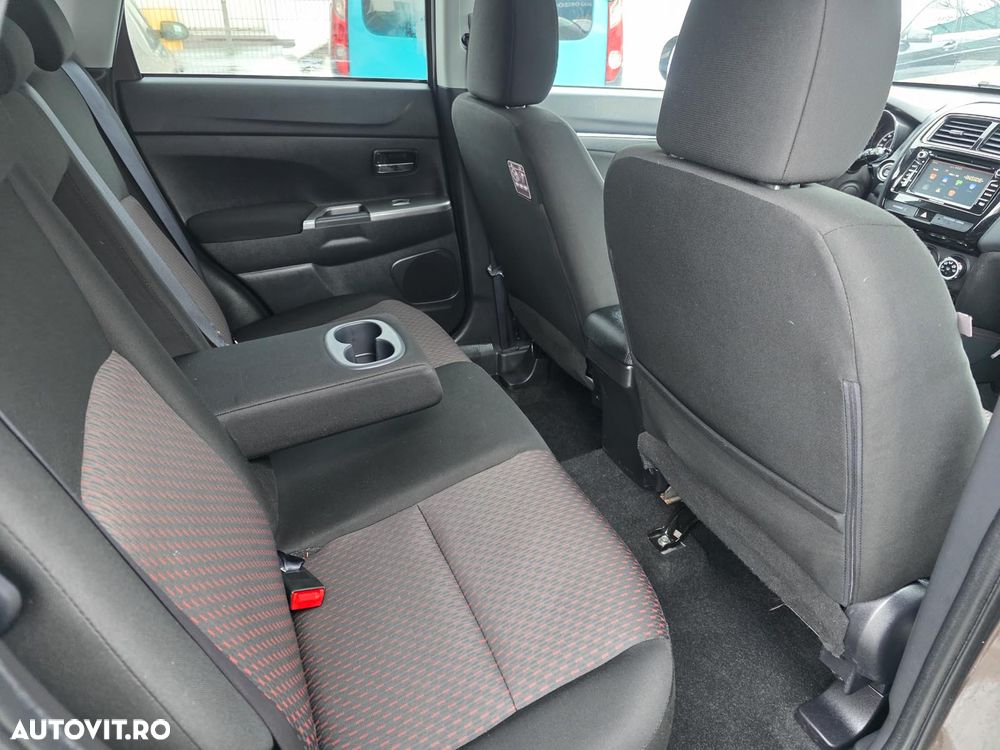 Mitsubishi ASX 1.6 DI-D 2WD Plus - 20