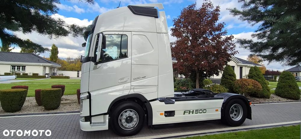 Volvo VOLVO///FH///500///GLOBETROTTER/ XXL///2018///NOWE OPONY/// ZABUDOWY MIĘDZYOSIOWE/// WYŚWIETLACZ OBCIĄŻENIA/// STANDARD/STAN BARDZO DOBRY - 10