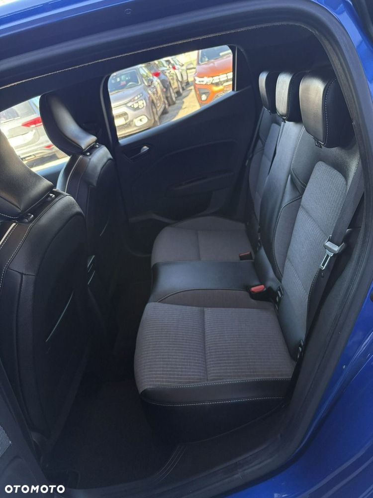 Renault Clio - 18