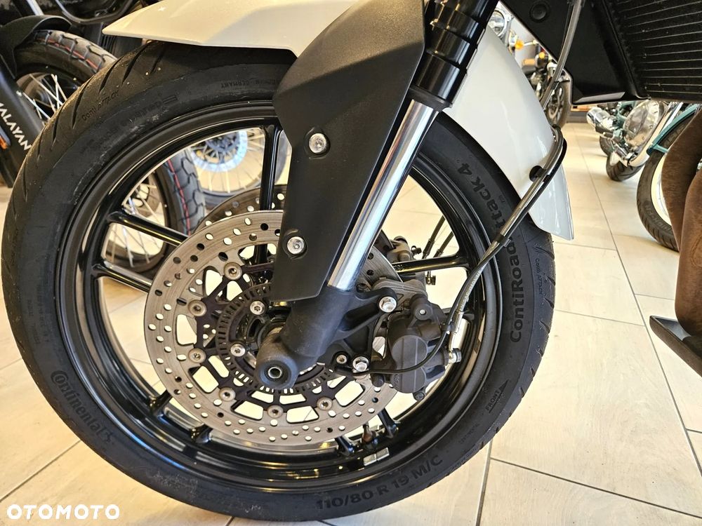 Triumph Tiger - 14