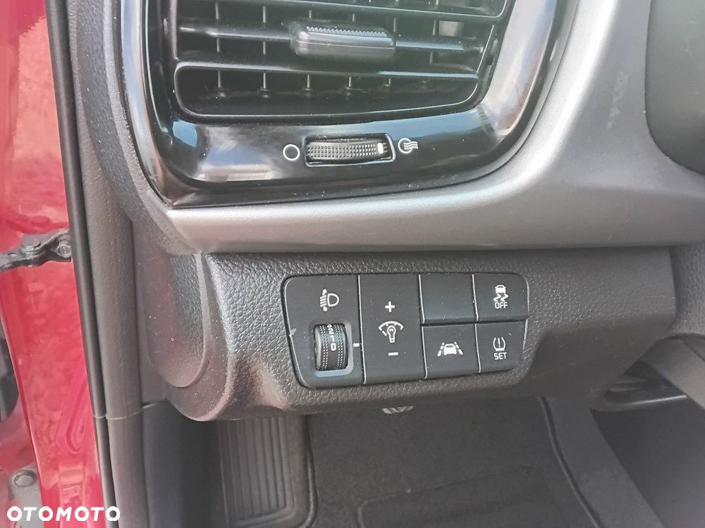 Kia Rio - 17