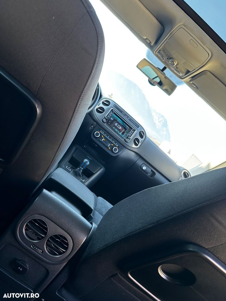 Volkswagen Tiguan 2.0 TDI 4Motion DSG Sport & Style - 22