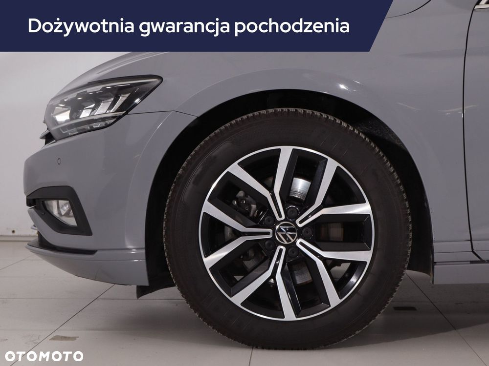 Volkswagen Passat Variant - 17