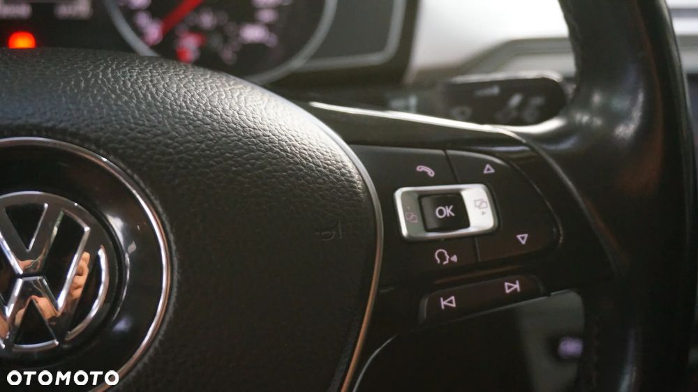 Volkswagen Passat 2.0 TDI BMT Comfortline - 19