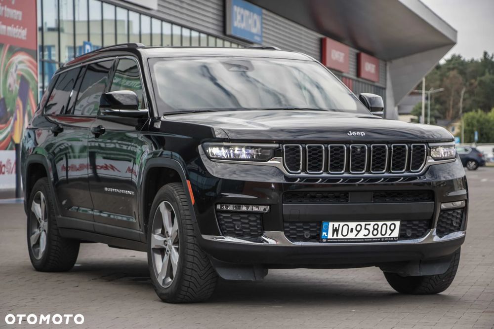 Jeep Grand Cherokee - 30