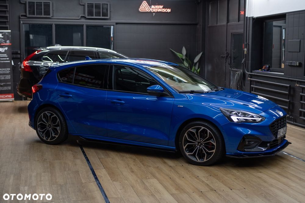 Ford Focus - 10