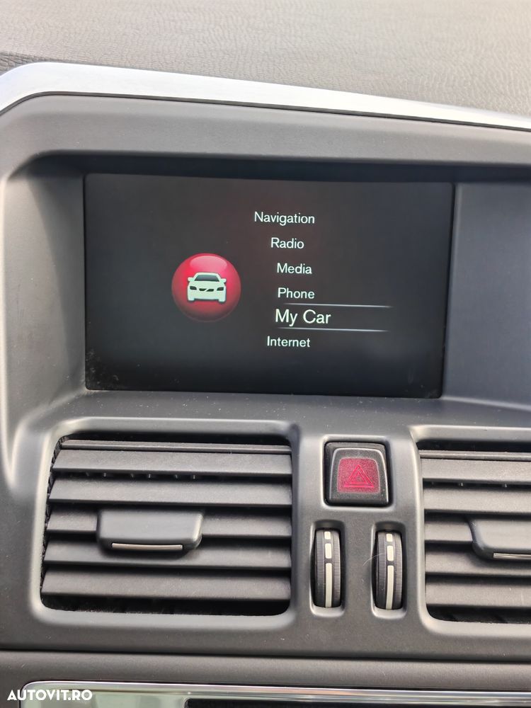 Volvo XC 60 D3 Geartronic Momentum - 19