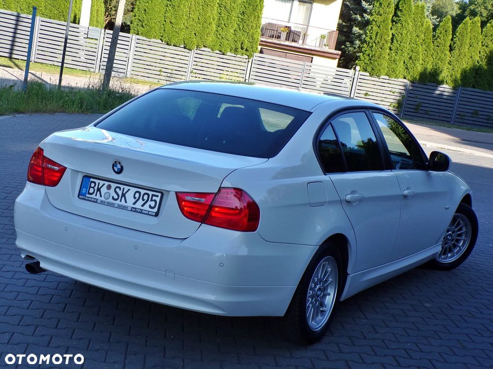 BMW Seria 3 - 12