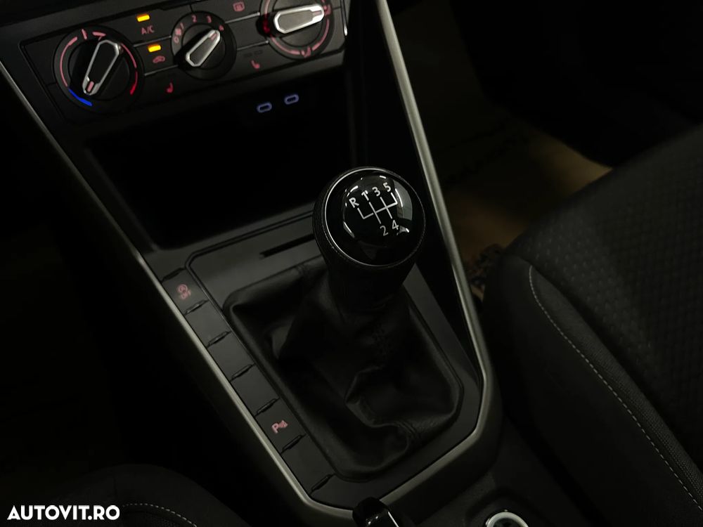 Volkswagen Polo 1.0 TSI Comfortline - 23