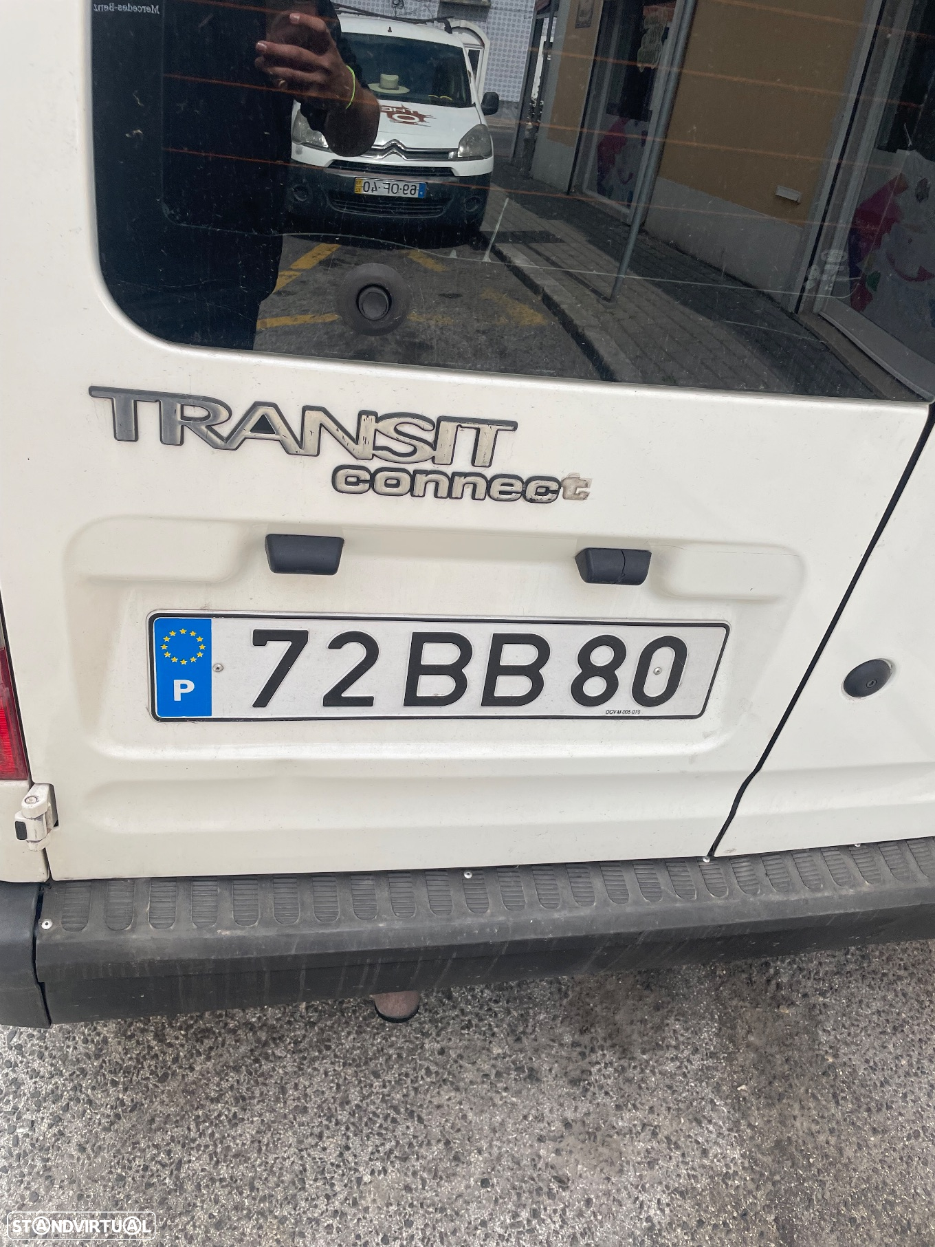 Ford Transit Connect - 17