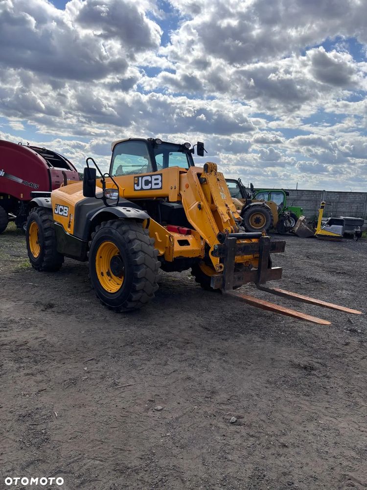 JCB 531-70 2018 | 3.1 t | 7 m | 3889 mth | 4x4 | Widły - 3