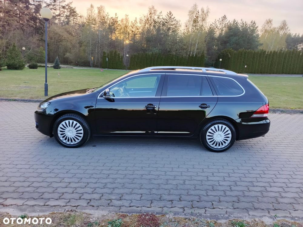 Volkswagen Golf 2.0 TDI DPF Highline - 26